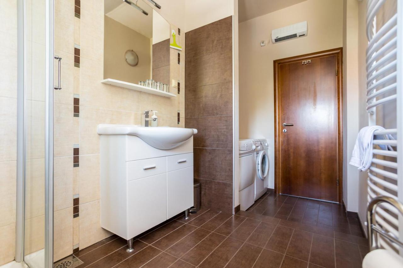 Apartmani Beba Omišalj Exterior foto